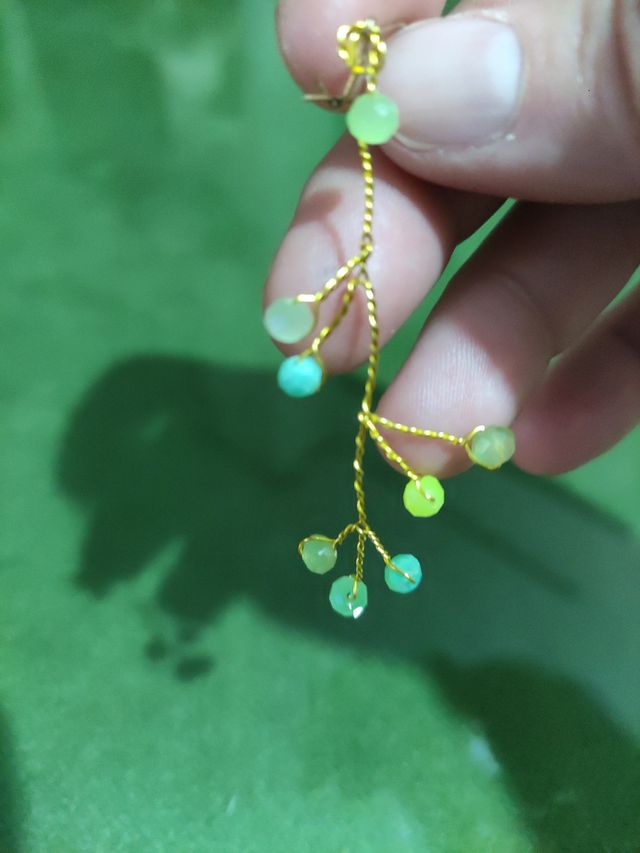 Pendientes con bolitas de cristal 