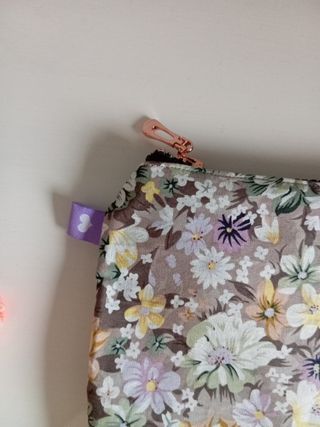 Funda tablet/libro neceser hecho a mano