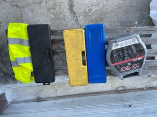 Crick Auto e kit emergenza sollevatore fiat 600,