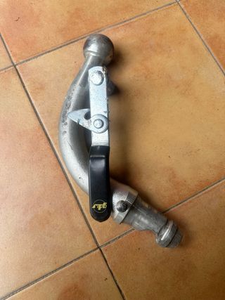 Enganche remolque desmontable