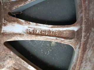 Llanta alfa romeo 147