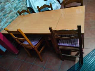 Mesa cocina y sillas
