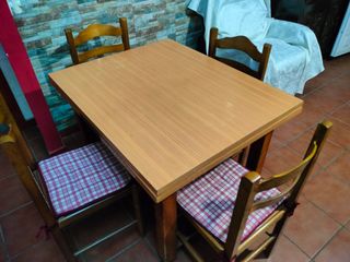 Mesa cocina y sillas
