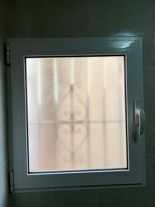 Juego ventanas y puerta alumino climalit .