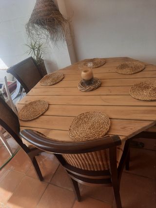 Mesa de comedor (SOLO MESA) tablero marino  160€