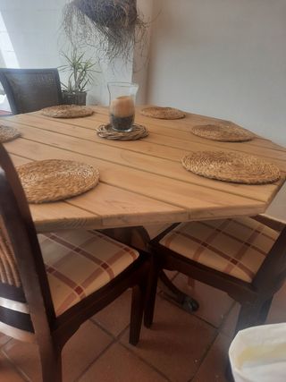 Mesa de comedor (SOLO MESA) tablero marino  160€