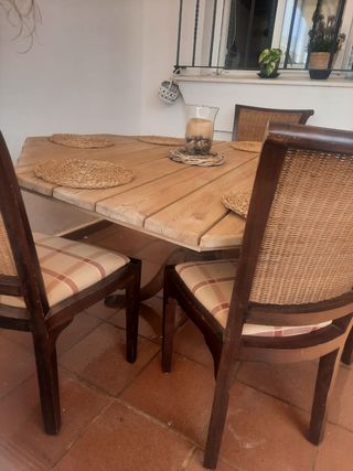 Mesa de comedor (SOLO MESA) tablero marino  160€