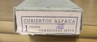 9 antiguos tenedores de mesa de alpaca