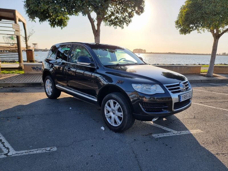 Volkswagen Touareg 2009 - foto 1