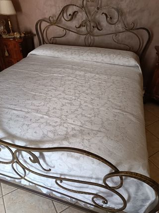 Coperta letto matrimoniale bianca