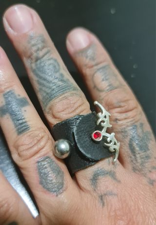 Anillos de plat y cuero vikingo celta