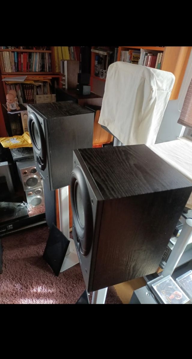 Altavoces ingleses Celestion Impact I15