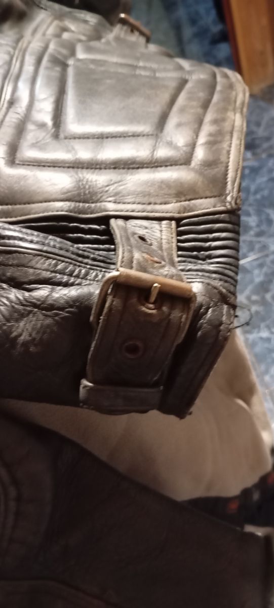 Es de 11 Cometa de Kite Surf y regalo su barra