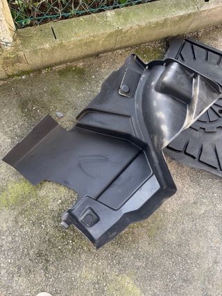 Interior maletero Mercedes 190 W201