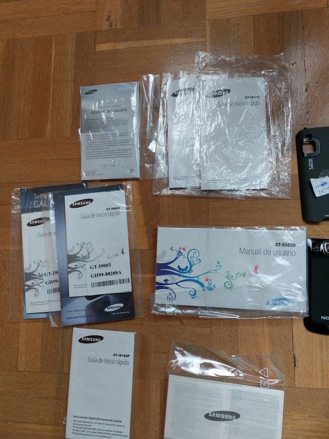 Set di custodie e componenti per telefoni cellulari Samsung Nokia ecc.