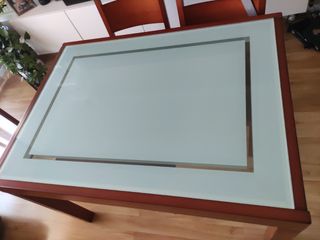 Mesa mixta, (Madera, cristal)