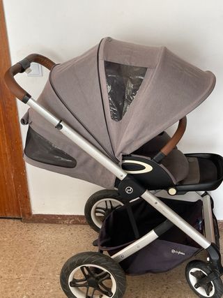 Cochecito Cybex Talos S Lux con saco cubrepies
