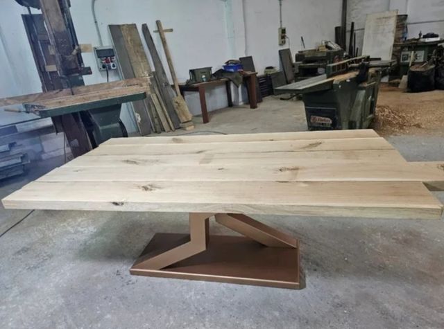 Se hacen mesa de madera