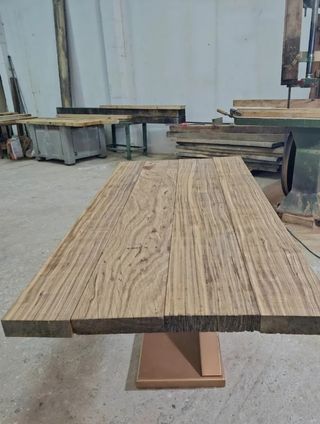 Se hacen mesa de madera
