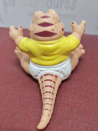 2 figuras pvc Serie Dinosaurios Disney