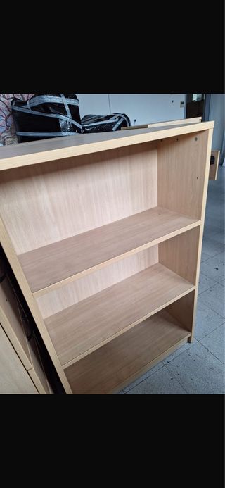 Mobiliario de oficina de madera