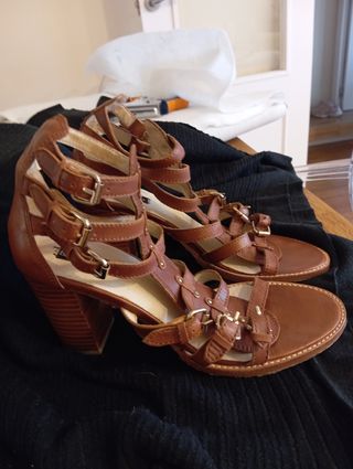 Sandalias Bimba y Lola