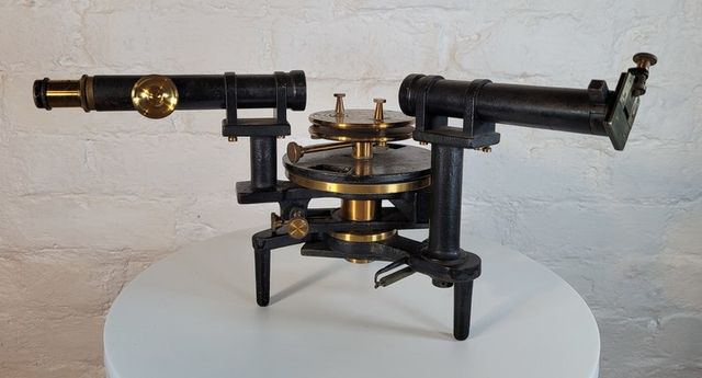 Spettroscopio Becker strumento scientifico