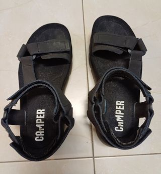 Sandália Camper negro