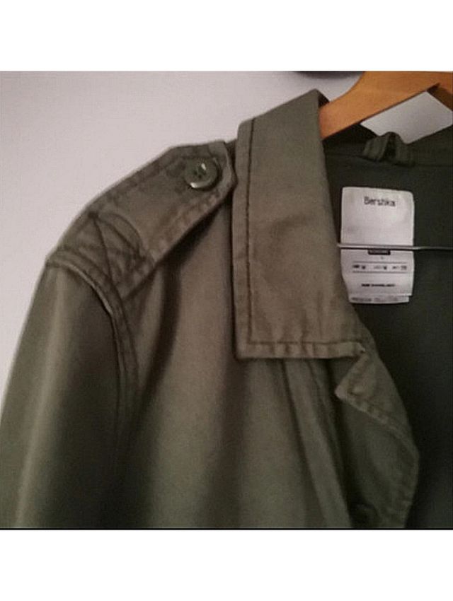 Cazadora vaquera Bershka