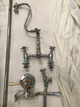Vasca da bagno e accessori antichi