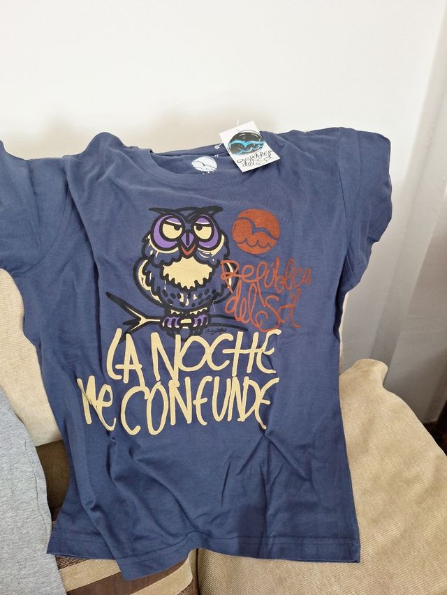 Lote 4 camisetas y 1 sudadera talla 10