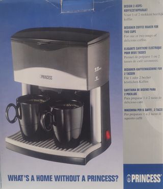 Cafetera Princess por goteo + 2 tazas