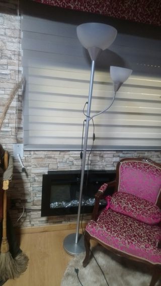 Lámpara pie