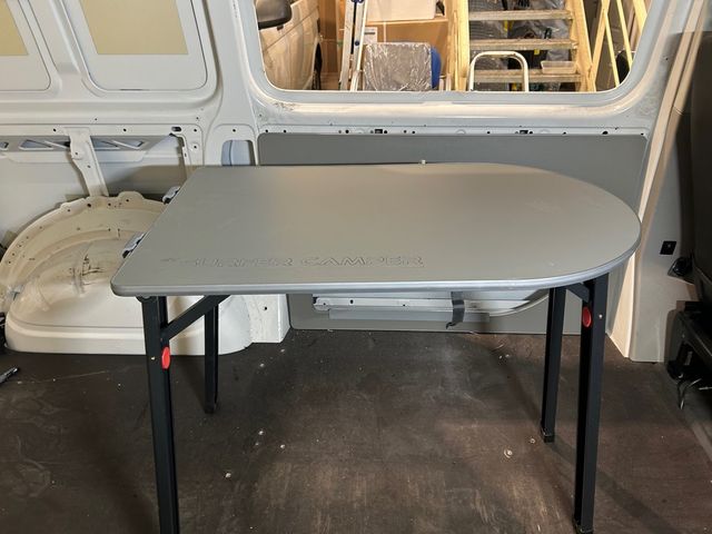 Panel con mesa para transporter T5 T6