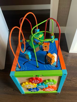 Juguete Cubo infantil de actividades
