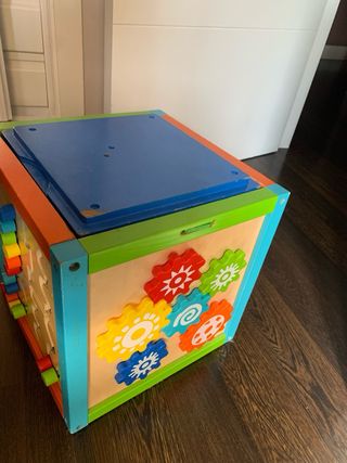 Juguete Cubo infantil de actividades