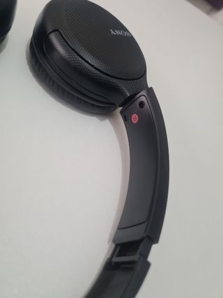 Auriculares inalámbricos Sony WH-CH510 con estuche