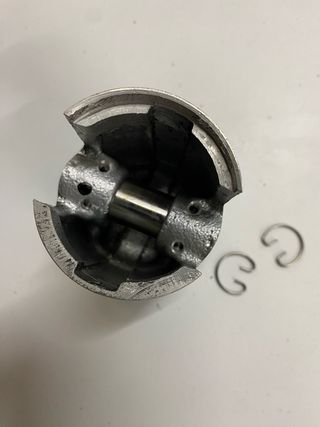 Pistón Bultaco 125 cc diámetro 52 mm