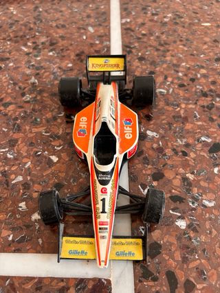 Macchinina Burago F1 Elf Creative 1