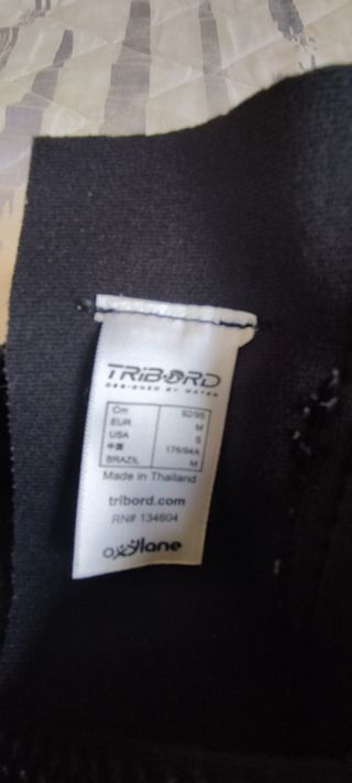 Buzo de neopreno Tribord talla M