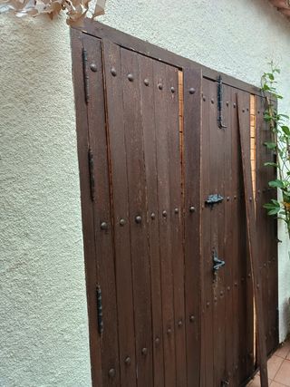 Puerta exterior madera