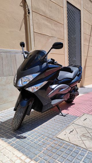 Yamaha Tmax 500 ABS. Año 2008