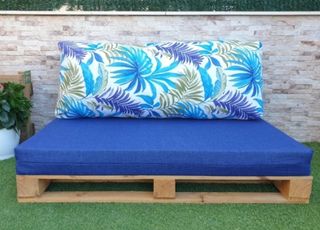Conjunto impermeable sofá palet jardín
