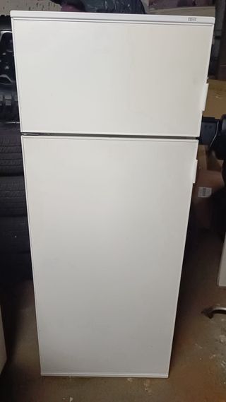 Nevera en perfecto estado Marca Zanussi