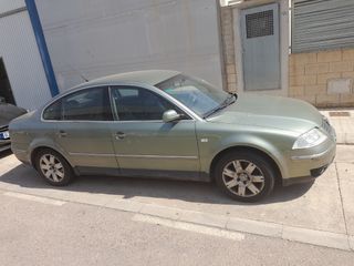 Volkswagen Passat 2001