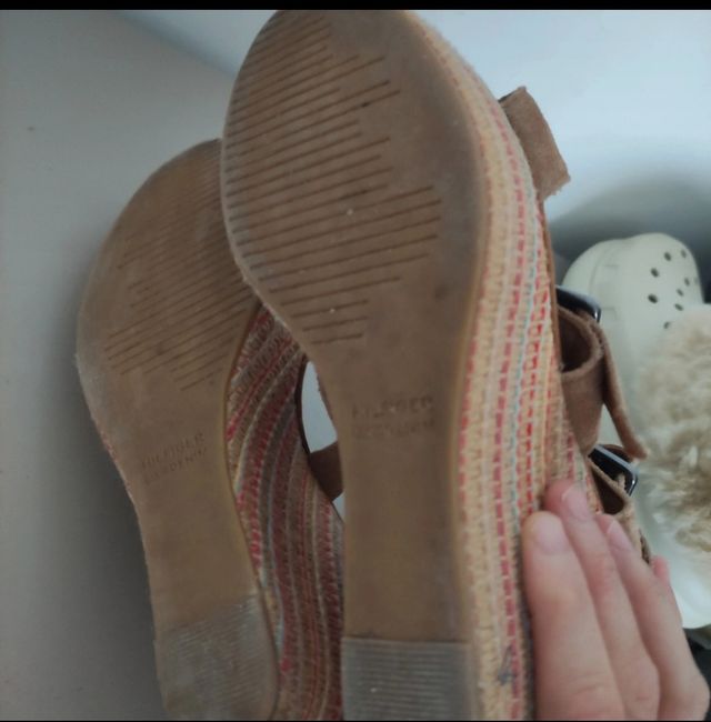 Sandalias piel cuña Tommy Hilfiger talla 38