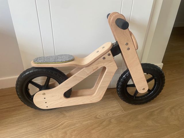 Bicicleta de madera