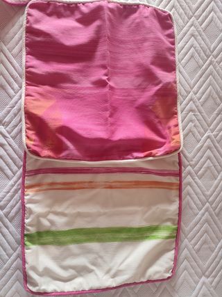 Cortinas y fundas cojines.