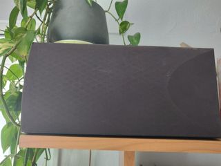 Amplificador de sonido con altavoz.Negociab