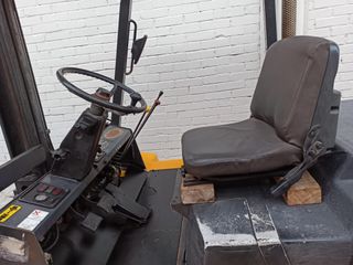 CARRETILLA DIESEL 7.000 KG